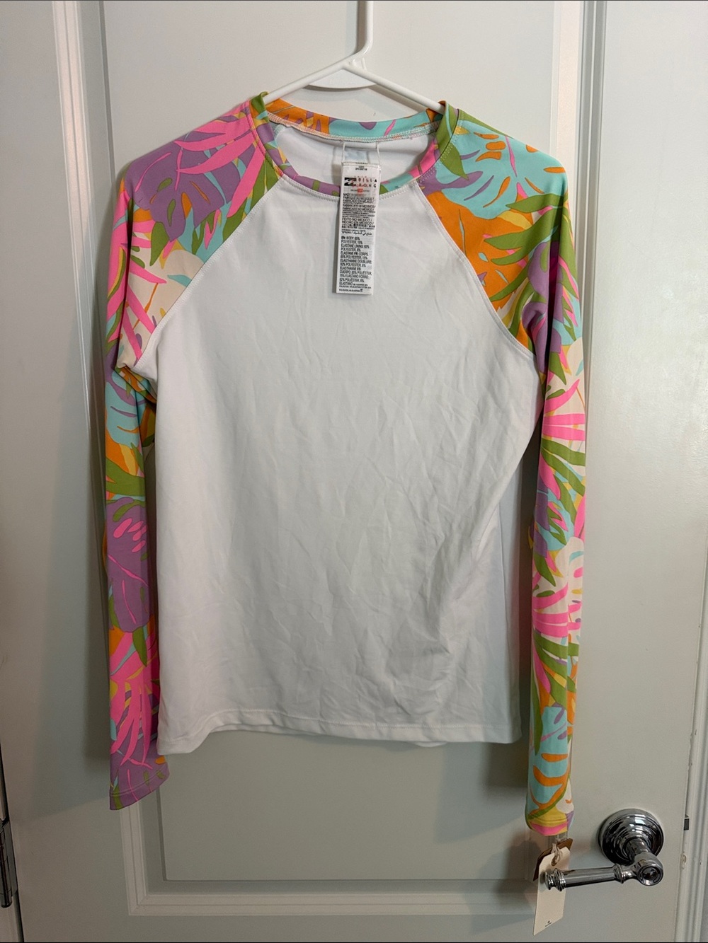 NWT Billabong Swim Long Sleeve Tropical Rash Guard White Multi SZ Large